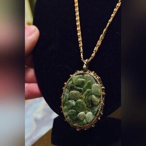 Green Stone Necklace Vintage Jade Agate Adventurine Estate Pendant Gold Tone